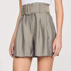 Short A Righe><noscript><img width=