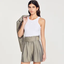 Short A Righe><noscript><img width=