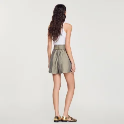 Short A Righe><noscript><img width=