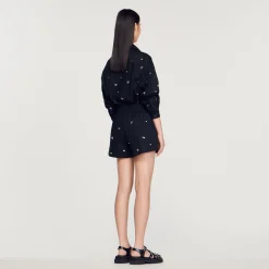 Short Con Strass Ricamati A Mano><noscript><img width=
