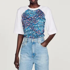 T-Shirt Con Foulard Aperta Sul Retro><noscript><img width=